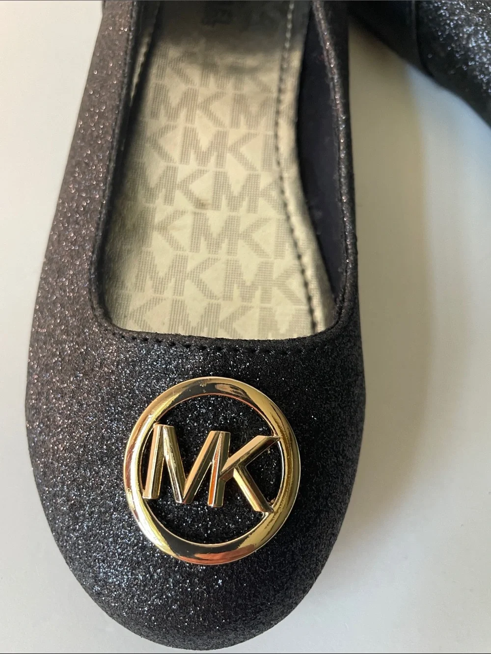 Michael Kors  Youth ( Big Girls ) Size 2 Black Glitter MK Logo Ankle-Strap Flats